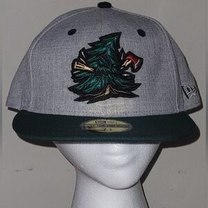 New Era/Noble North-Noble Pines-Heather Grey/Dark Green-Size 7 5/8